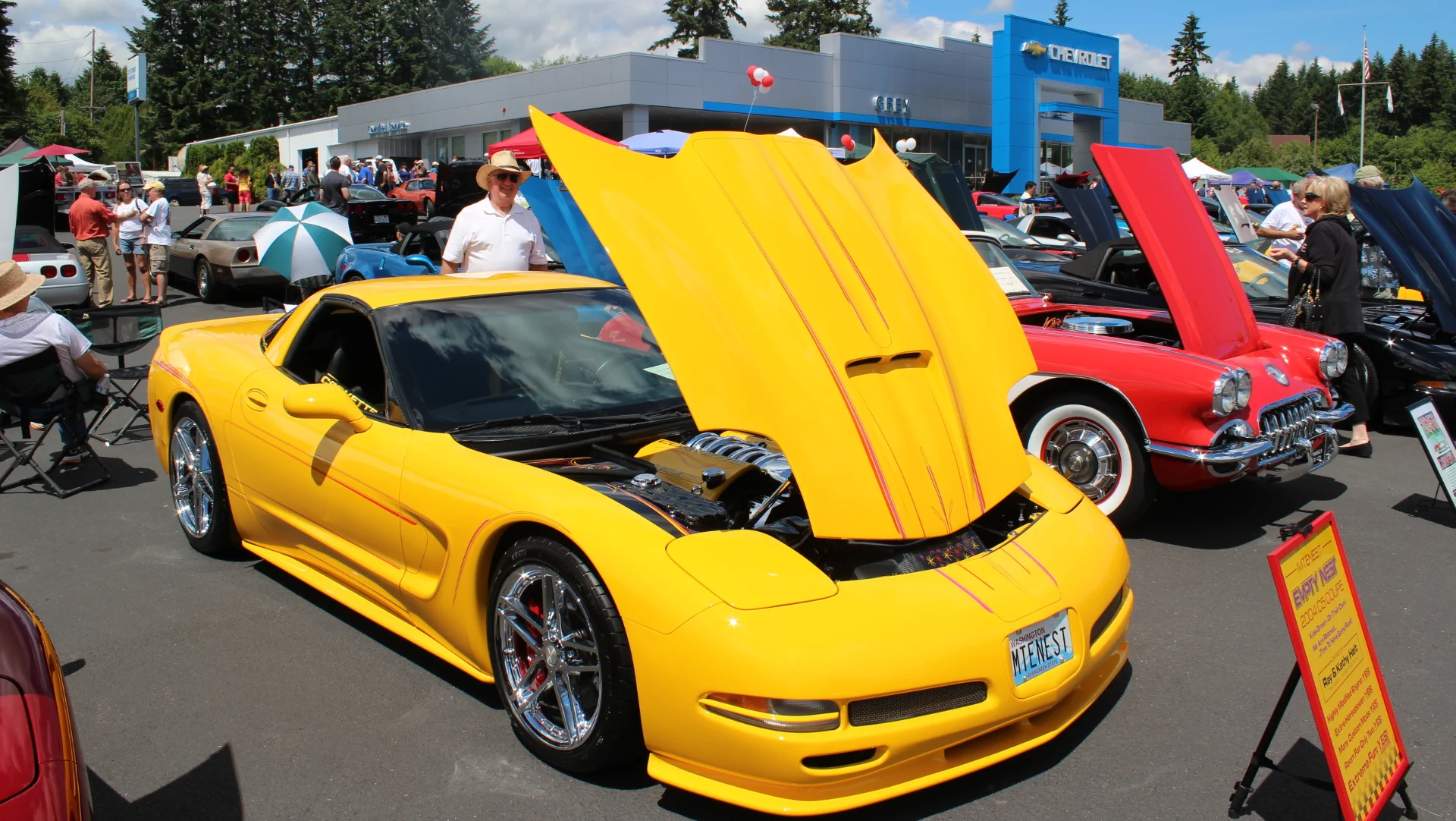 Corvette Generations/C5/C5 2004 Yellow -Helt.webp